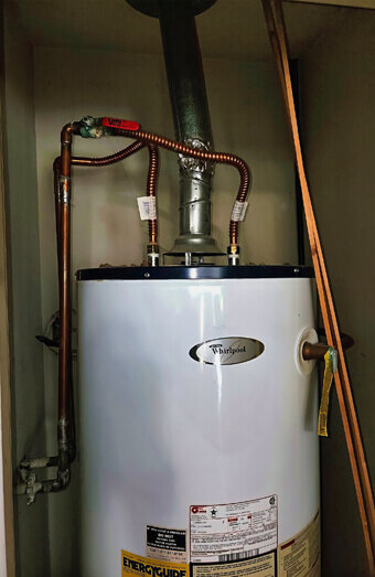 https://plumberkardinya.com.au/uploads/2025/06/hot-water-650217.jpg